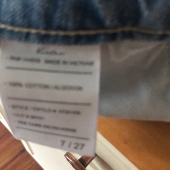 Kancan high rise shorts 7/27Distress - Picture 4 of 4